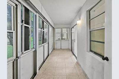 202 Piedmont E, Delray Beach, FL 33484 - Photo 25