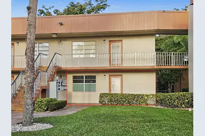 202 Piedmont E, Delray Beach, FL 33484 - Photo 3