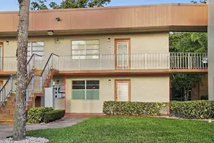 202 Piedmont E, Delray Beach, FL 33484 - Photo 3