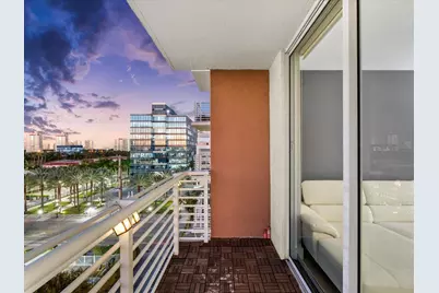 18800 NE 29th Avenue #704, Aventura, FL 33180 - Photo 7