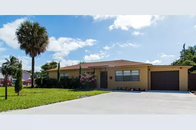 130 SW 14th Avenue, Boynton Beach, FL 33435 - Photo 11