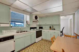 2886 Floral Rd, Lake Worth, FL 33462 - Photo 13