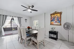 181 Banyan Dr, Port Saint Lucie, FL 34952 - Photo 5