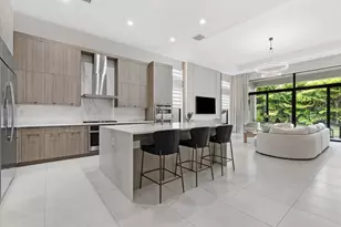 9273 Sunflower Mdw Rd, Boca Raton, FL 33434 - Photo 5