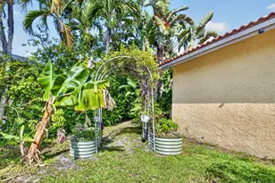 19803 Back 9 Dr, Boca Raton, FL 33498 - Photo 29