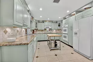 19803 Back 9 Dr, Boca Raton, FL 33498 - Photo 13