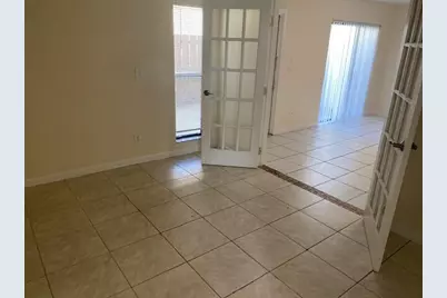 643 Executive Center Drive #Q-105, West Palm Beach, FL 33401 - Photo 3