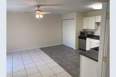 643 Executive Center Drive #Q-105, West Palm Beach, FL 33401 - Photo 15