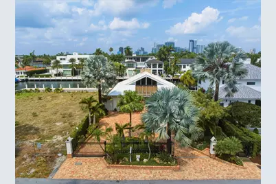 449 Bontona Avenue, Fort Lauderdale, FL 33301 - Photo 3