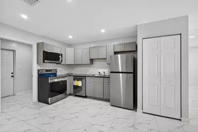 3255 Avenue J, West Palm Beach, FL 33404 - Photo 13