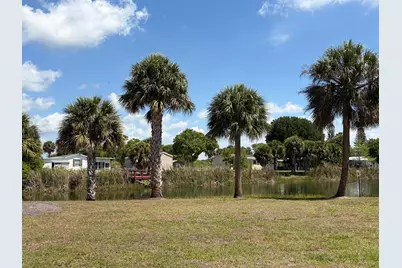 1075 Friendship Drive NE, Moore Haven, FL 33471 - Photo 1