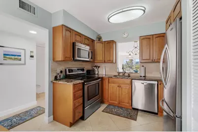 7006 Huntington Lane #404, Delray Beach, FL 33446 - Photo 9