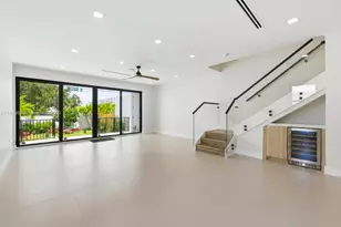 819 SW 1st St, Fort Lauderdale, FL 33312 - Photo 15