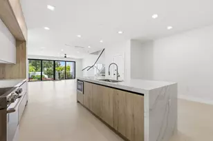 819 SW 1st St, Fort Lauderdale, FL 33312 - Photo 11