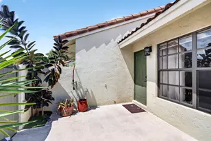 460 Hardwood Pl, Boca Raton, FL 33431 - Photo 5
