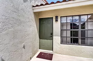 460 Hardwood Pl, Boca Raton, FL 33431 - Photo 7