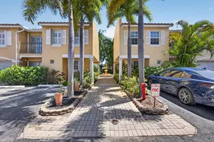 1020 Lake Shore Dr, Lake Park, FL 33403 - Photo 7
