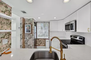 1020 Lake Shore Dr, Lake Park, FL 33403 - Photo 21