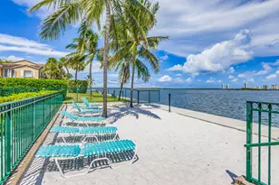 1020 Lake Shore Dr, Lake Park, FL 33403 - Photo 49