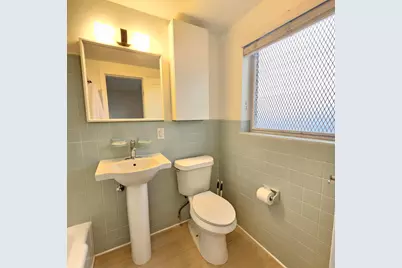 1354 Bayview Drive #E, Fort Lauderdale, FL 33304 - Photo 13