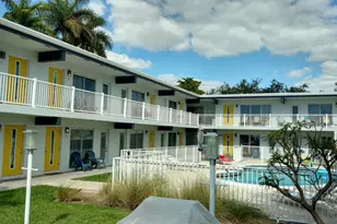 1354 Bayview Dr, Fort Lauderdale, FL 33304 - Photo 3