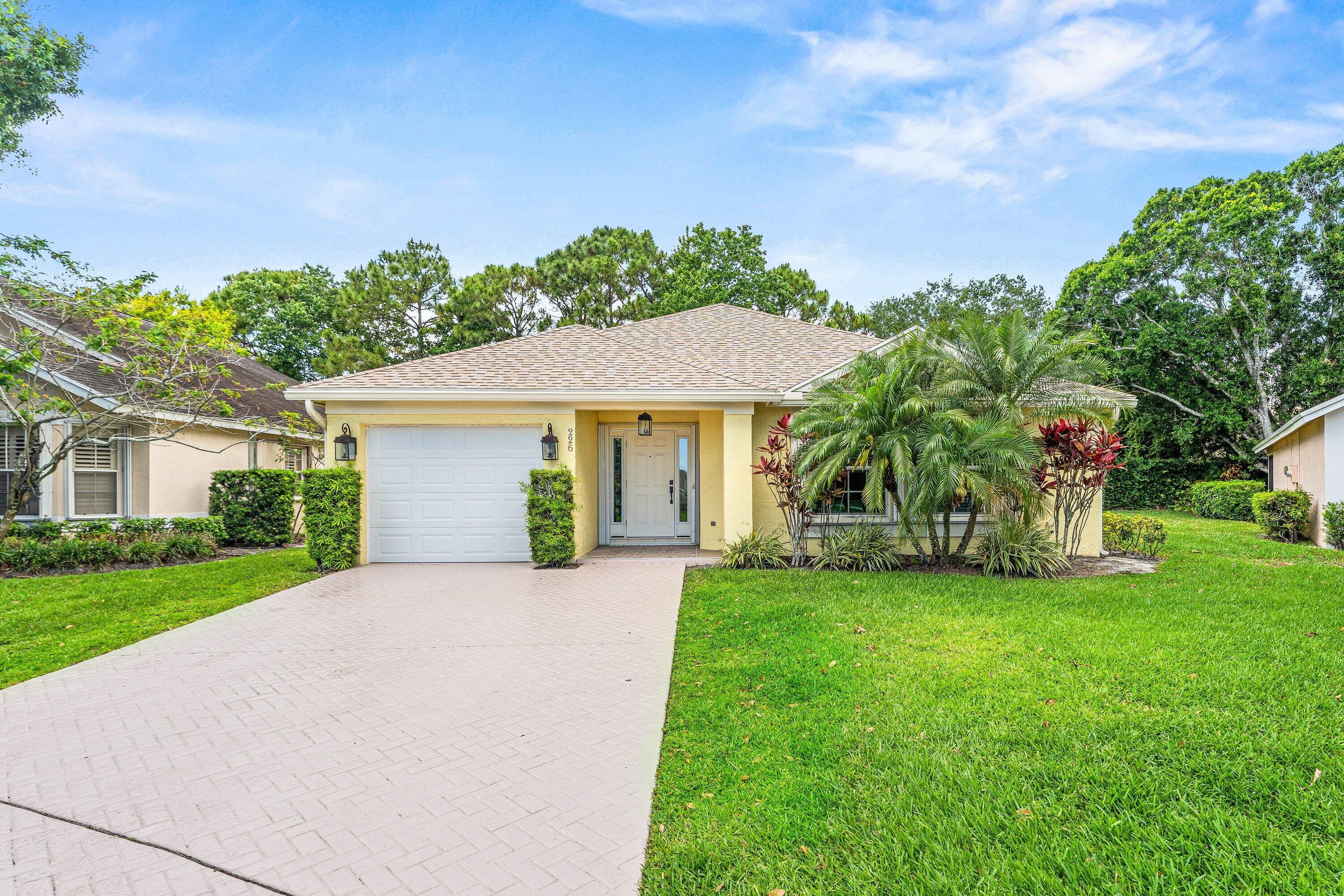 226 Moccasin Trail W - 226 Moccasin Trail W, Jupiter, FL 33458 Luxury Property | Jose Angel Pina
