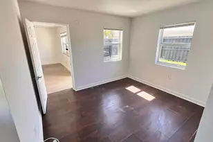 1325 S L St, Lake Worth Beach, FL 33460 - Photo 9