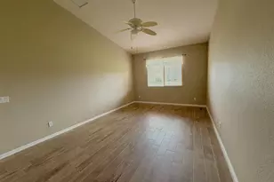 6510 Oxford Cir, Vero Beach, FL 32966 - Photo 11