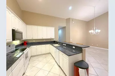 6510 Oxford Circle #101, Vero Beach, FL 32966 - Photo 7