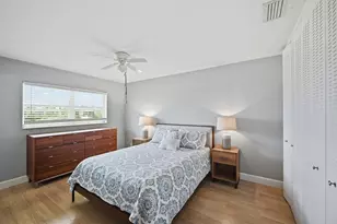 2680 Barkley Dr E, West Palm Beach, FL 33415 - Photo 13