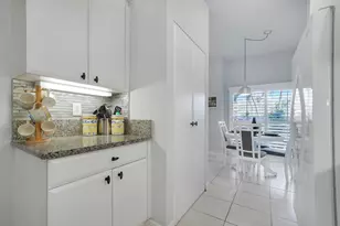 7623 Southampton Terrace, Tamarac, FL 33321 - Photo 7