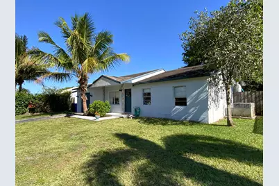 7922 SW 5th Street, North Lauderdale, FL 33068 - Photo 5