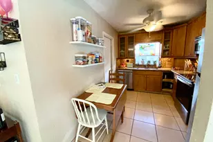 7922 SW 5th St, North Lauderdale, FL 33068 - Photo 15