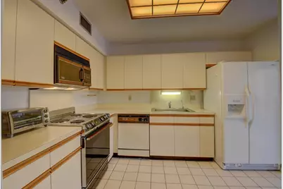 7194 Promenade Drive #202, Boca Raton, FL 33433 - Photo 9