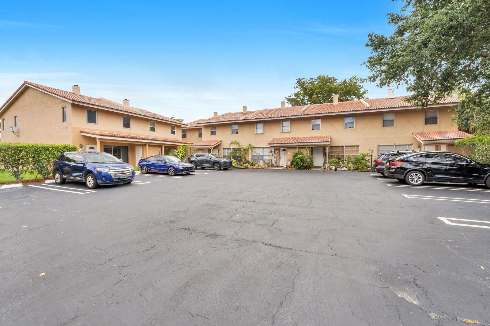 4295 Coral Springs Dr #3c - 4295 Coral Springs Dr #3c, Coral Springs, FL 33065 Luxury Property | Jose Angel Pina