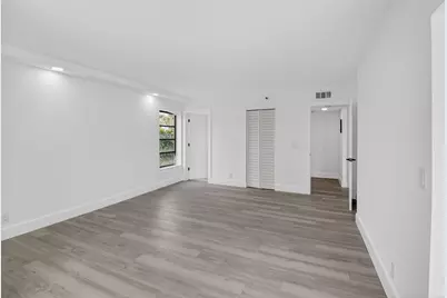 14475 Strathmore Lane #208, Delray Beach, FL 33446 - Photo 13