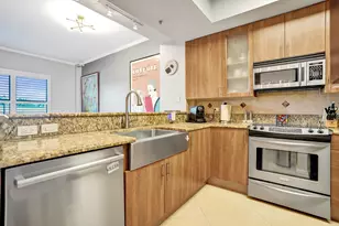 2625 NE 14th Ave, Wilton Manors, FL 33334 - Photo 11