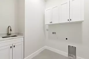 821 SW 1st St, Fort Lauderdale, FL 33312 - Photo 33