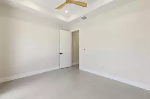 821 SW 1st St, Fort Lauderdale, FL 33312 - Photo 29