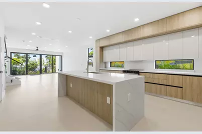 821 SW 1st Street, Fort Lauderdale, FL 33312 - Photo 9