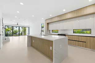 821 SW 1st St, Fort Lauderdale, FL 33312 - Photo 9