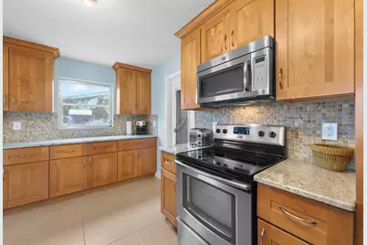 2114 SW 13th Place, Boynton Beach, FL 33426 - Photo 13