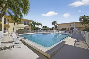 727 Hummingbird Way, North Palm Beach, FL 33408 - Photo 9
