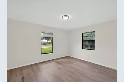 1373 32nd Avenue SW, Vero Beach, FL 32968 - Photo 19