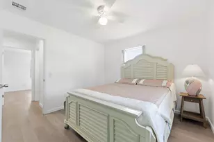 215 SE Airoso Blvd, Port Saint Lucie, FL 34983 - Photo 15