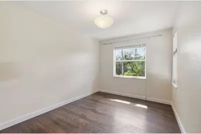 710 SW 4th Avenue, Fort Lauderdale, FL 33315 - Photo 17