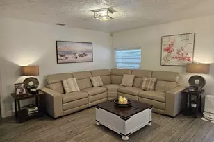 109 Gibraltar St, Royal Palm Beach, FL 33411 - Photo 23