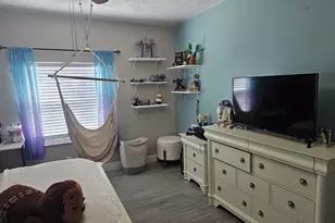 109 Gibraltar St, Royal Palm Beach, FL 33411 - Photo 31