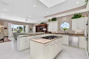 6711 SE Barrington Dr, Stuart, FL 34997 - Photo 21