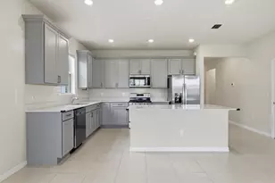 12327 SW Sand Dollar Wy, Port Saint Lucie, FL 34987 - Photo 5